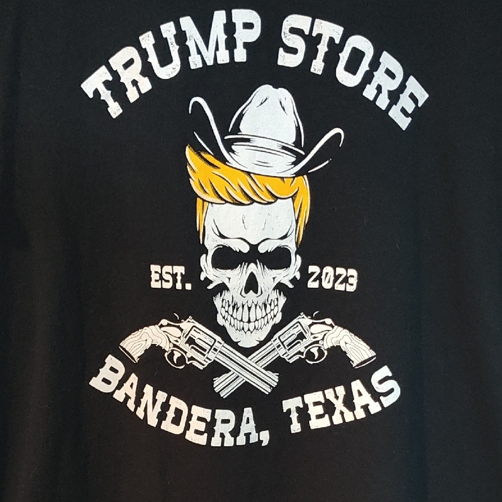 Trump Store Bandera, Tx Black Graphic T-Shirt 2XL